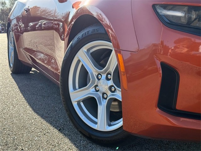 Used 2023 Chevrolet Camaro LT image 2