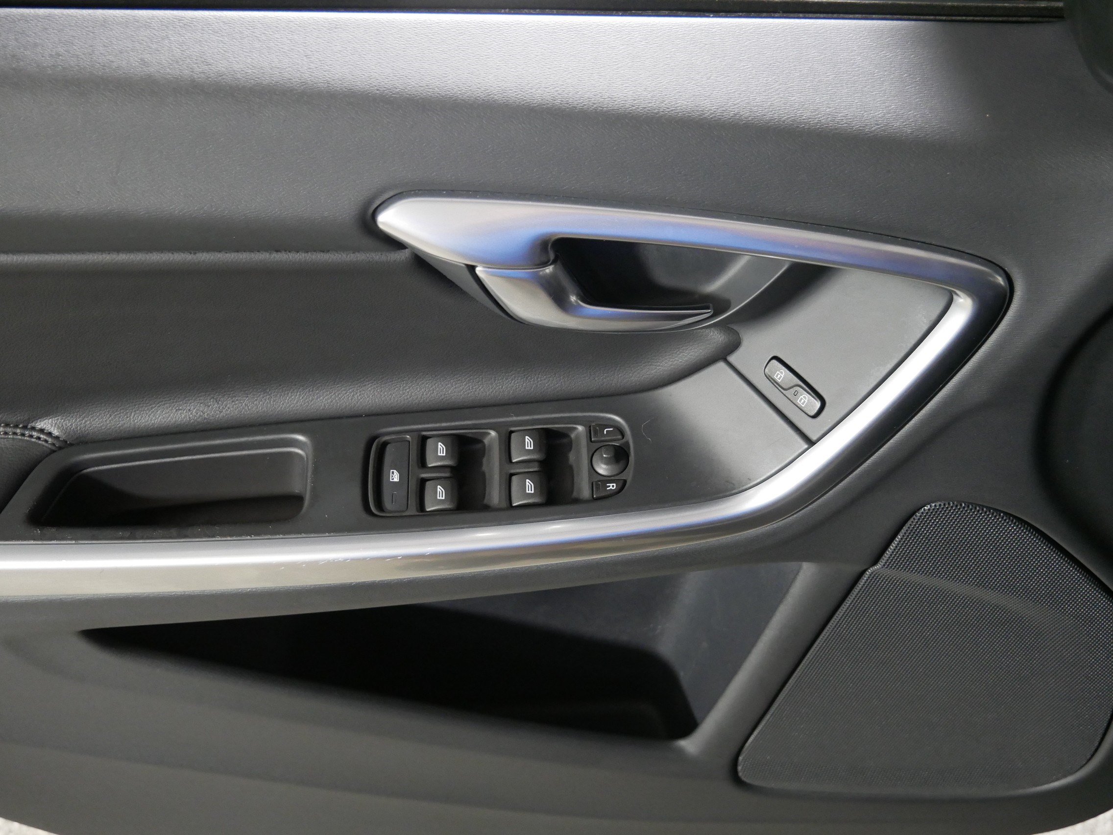 Used 2015 Volvo S60 T5 Premier FWD image 19