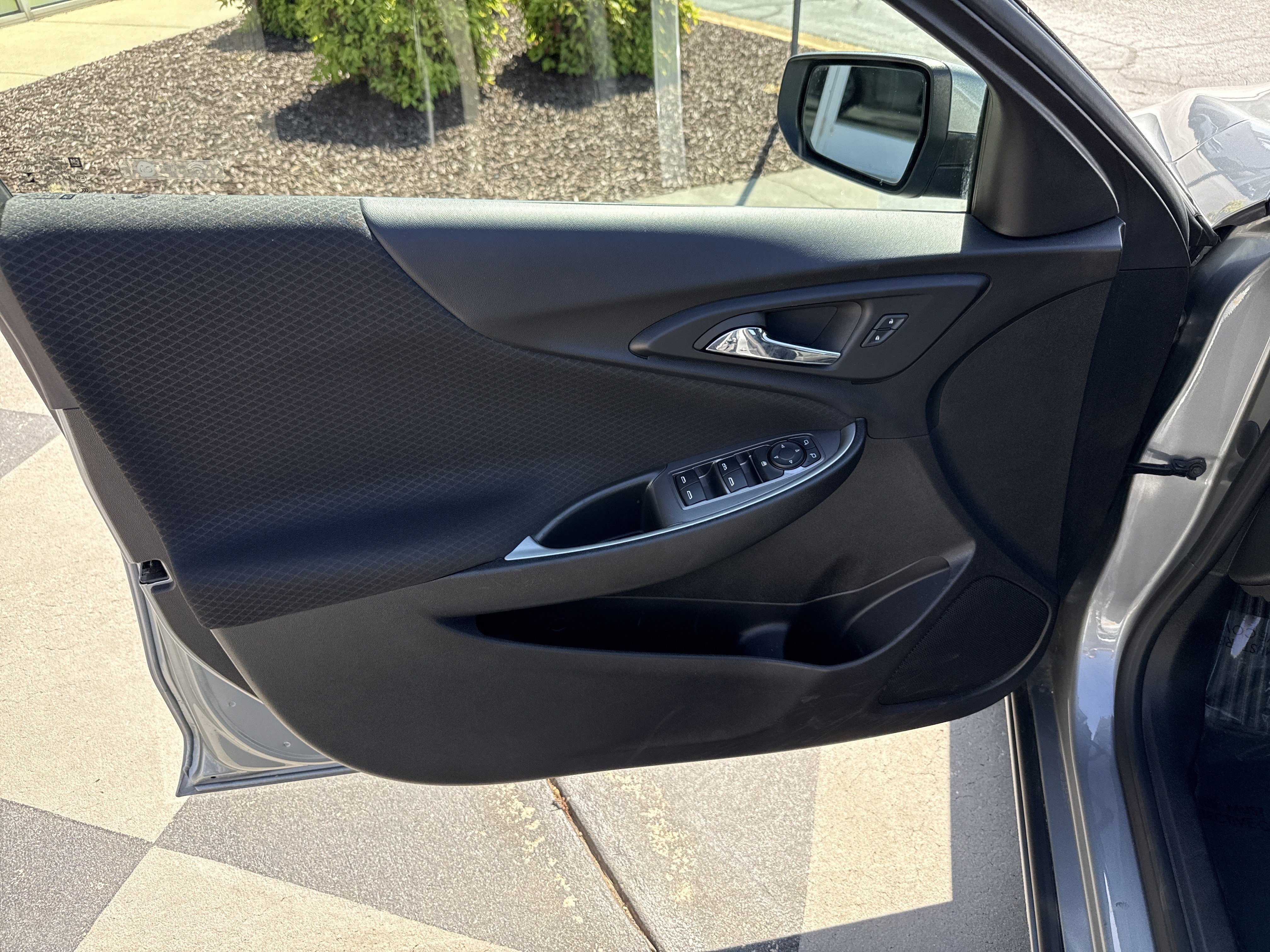 Used 2024 Chevrolet Malibu LT FWD image 14