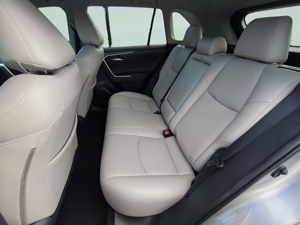 Used 2023 Toyota RAV4 XLE FWD image 10