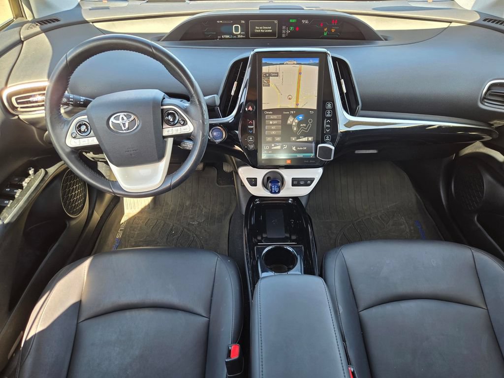 Used 2018 Toyota Prius Prime Advanced FWD image 12