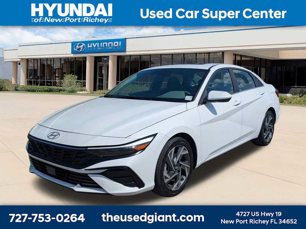 Certified 2025 Hyundai Elantra SEL