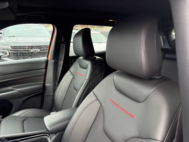 New 2026 Jeep Compass Trailhawk AWD/4WD image 9