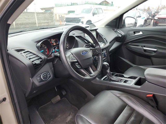 Used 2017 Ford Escape Titanium image 10