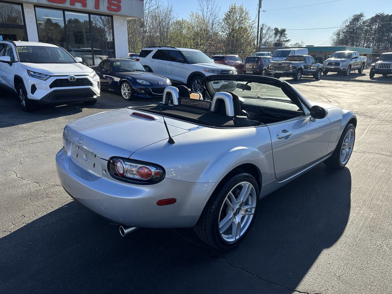 Used 2007 MAZDA MX-5 Miata Touring image 10