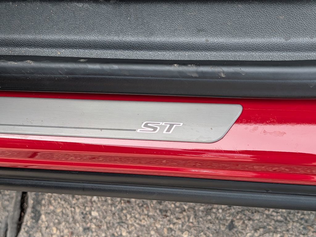 New 2025 Buick Envision Sport Touring image 10