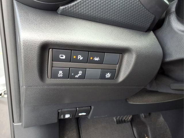 Certified 2025 Nissan Kicks Play S FWD image 21