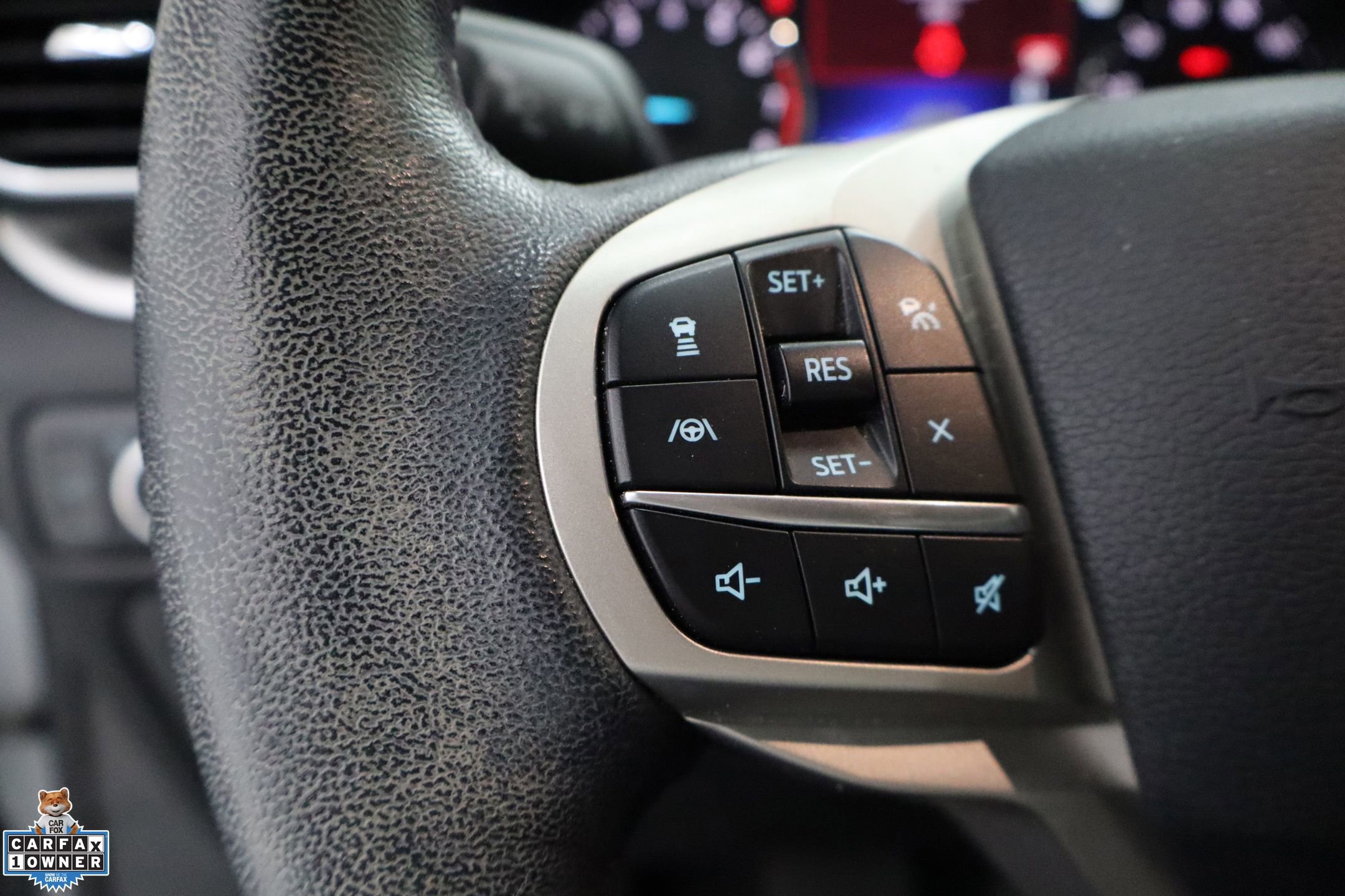 Used 2021 Ford Explorer XLT w/ Equipment Group 202A image 17