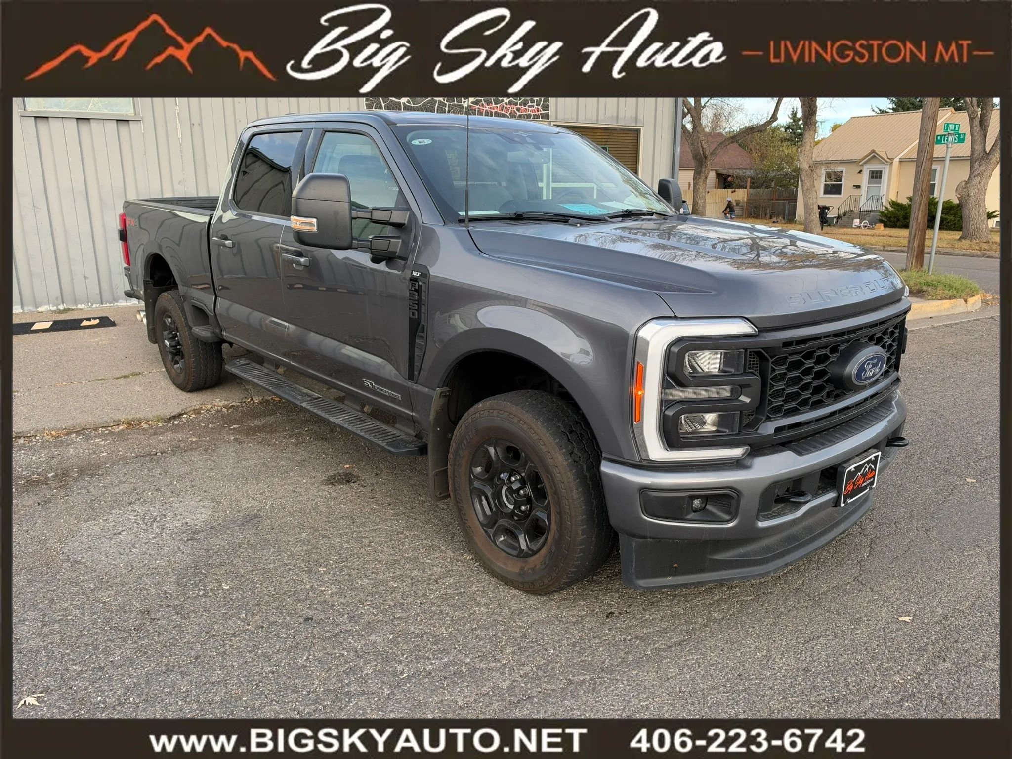 Used 2023 Ford F350 XLT w/ XLT Premium Package AWD/4WD image 1