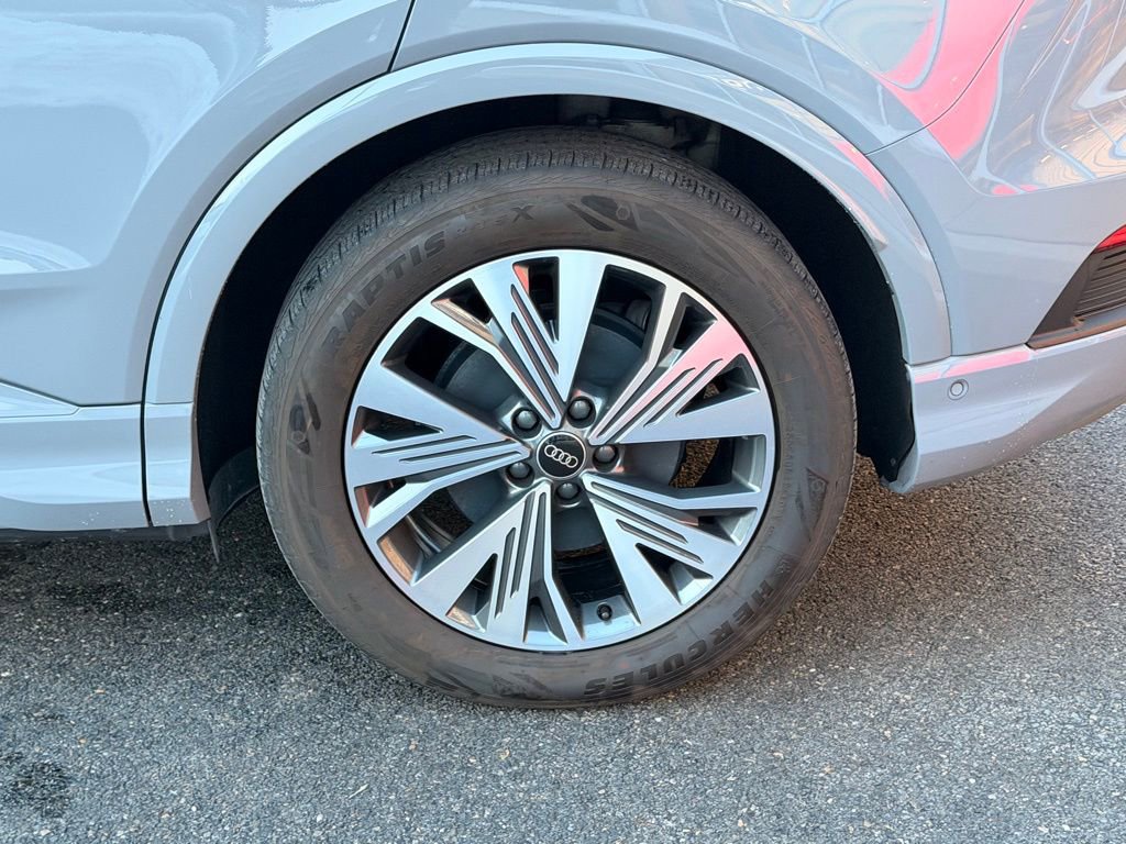 Certified 2023 Audi Q4 e-tron Premium Plus w/ Premium Plus image 23