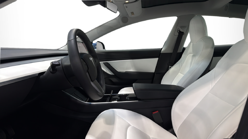 Used 2020 Tesla Model 3 Standard Range Plus RWD image 22