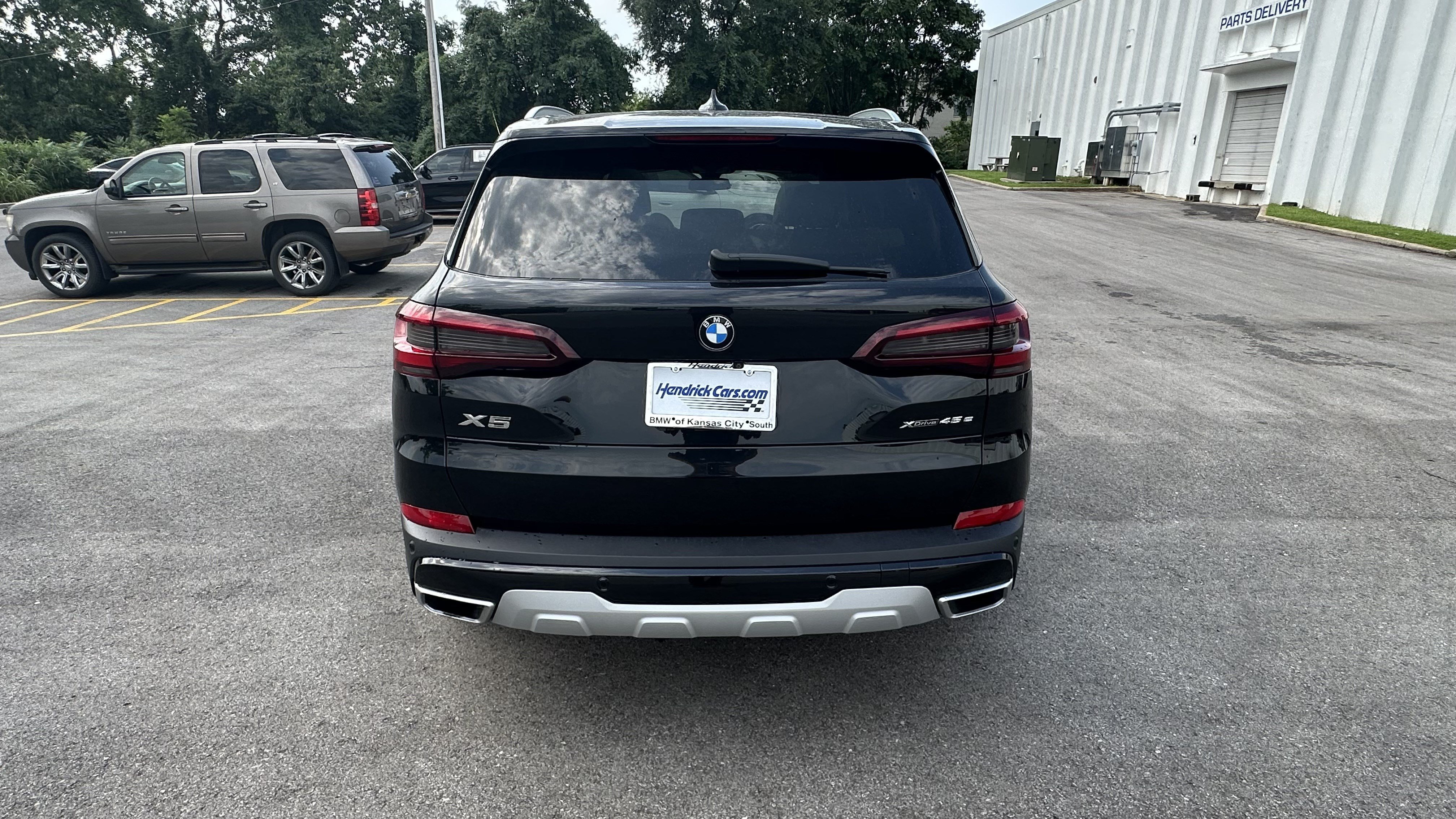 Used 2021 BMW X5 xDrive45e w/ Premium Package AWD/4WD image 9