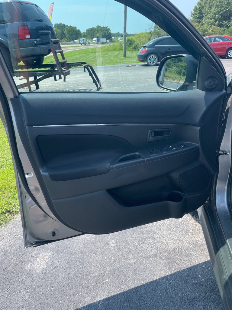 Used 2015 Mitsubishi Outlander Sport ES FWD image 10