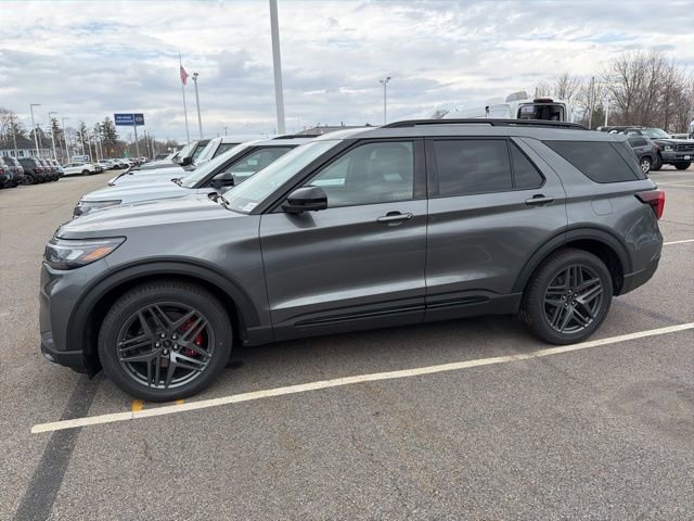 New 2026 Ford Explorer ST image 4