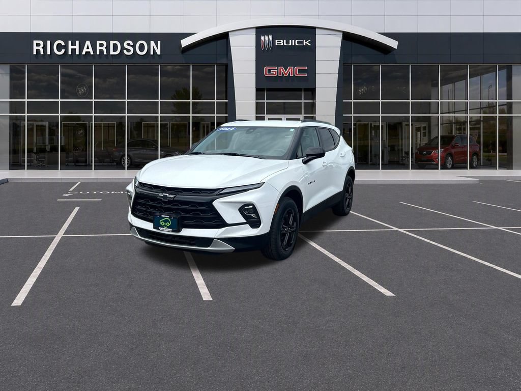 Used 2024 Chevrolet Blazer LT w/ Blazer LT Plus Package AWD/4WD image 1
