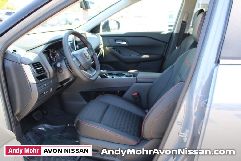 New 2026 Nissan Rogue SV image 10