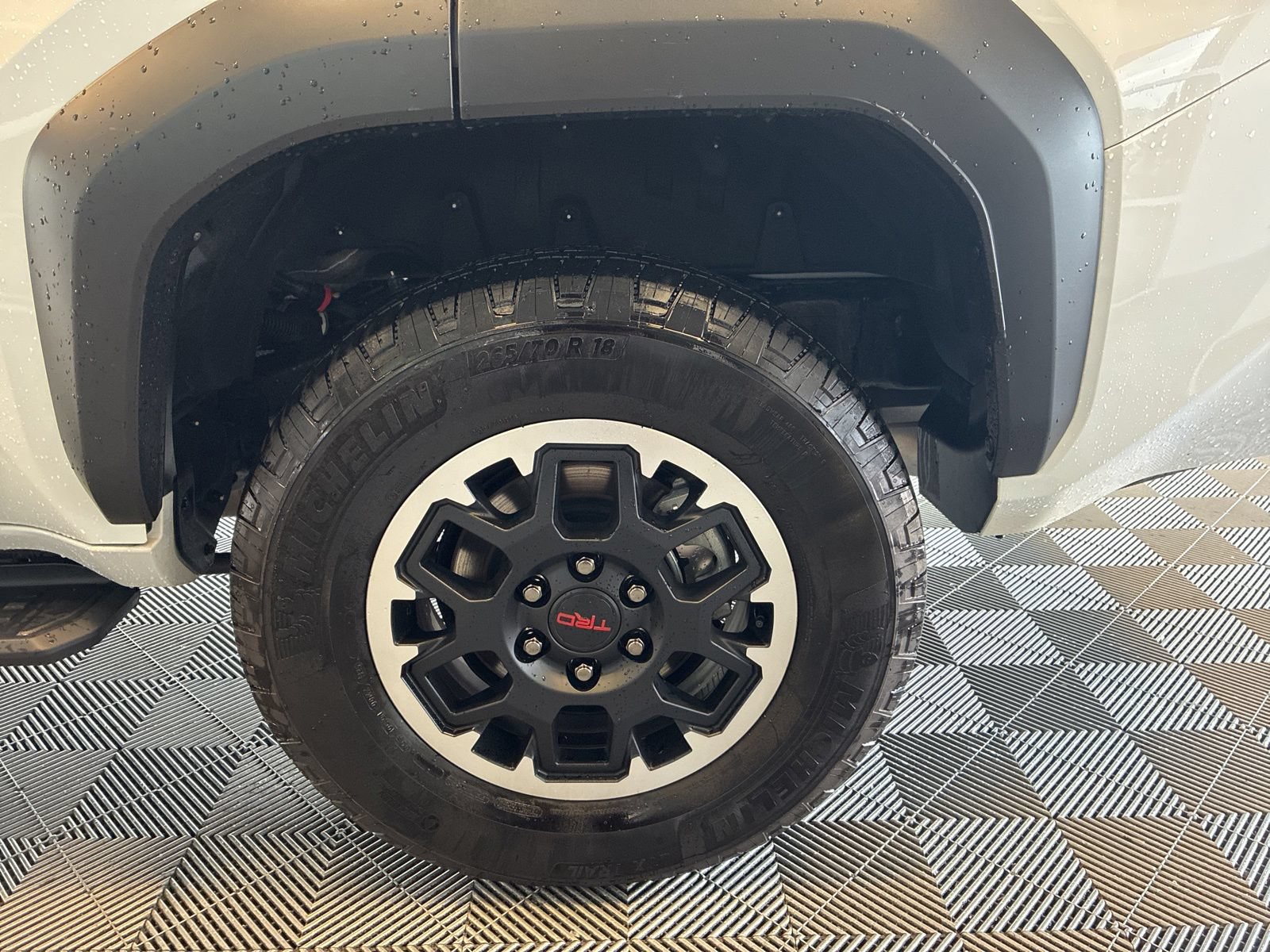 Used 2025 Toyota 4Runner TRD Off-Road AWD/4WD image 8