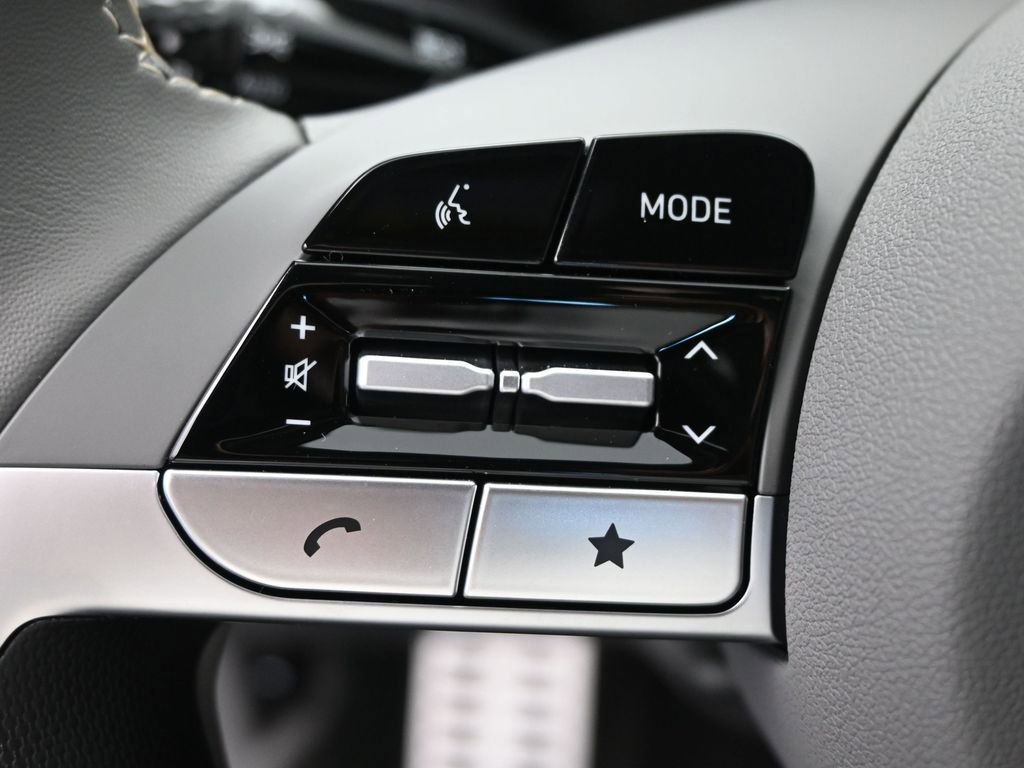 New 2026 Hyundai Elantra Sport image 25