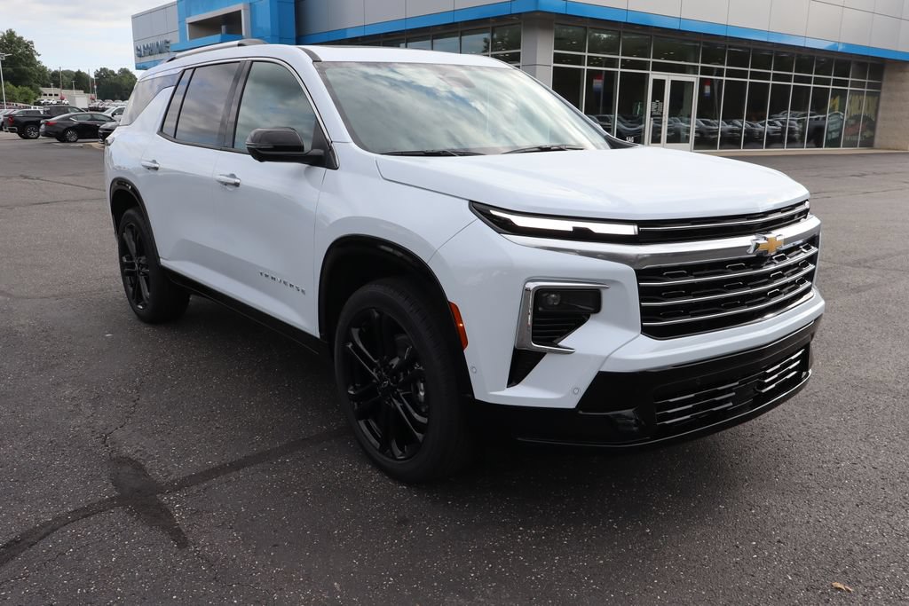 New 2026 Chevrolet Traverse High Country AWD/4WD image 2