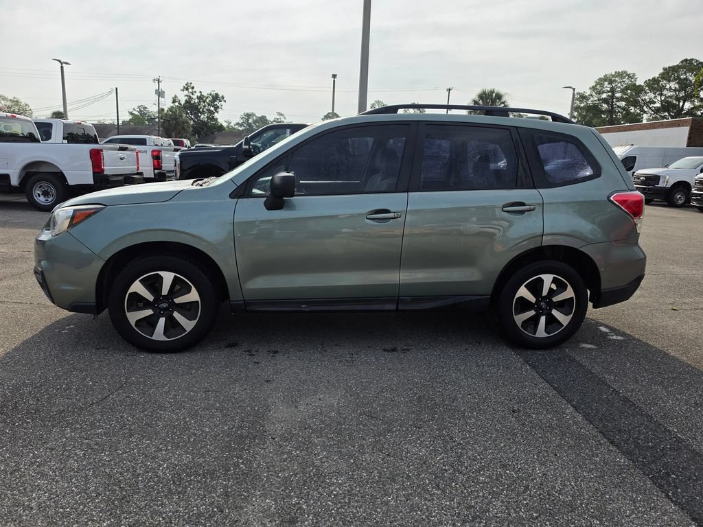 Used 2017 Subaru Forester 2.5i w/ Alloy Wheel Package AWD/4WD image 9