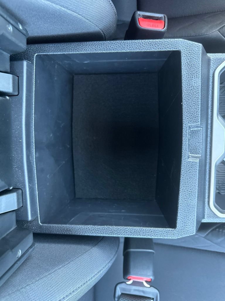 Used 2025 Toyota Tacoma SR5 AWD/4WD image 8