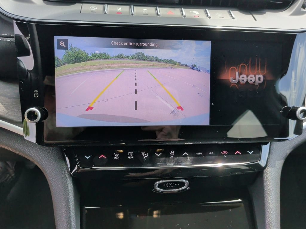 New 2026 Jeep Grand Cherokee Altitude RWD image 22