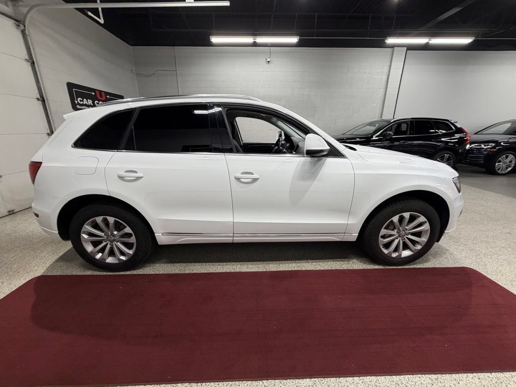 Used 2014 Audi Q5 2.0T Premium w/ Lighting Package AWD/4WD image 9