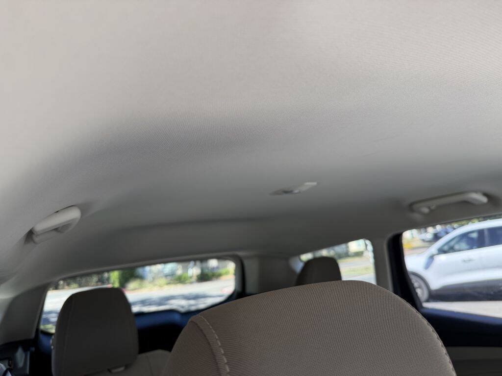Used 2013 Ford Escape SE FWD image 20