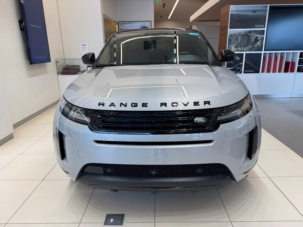 Used 2026 Land Rover Range Rover Evoque S image 2