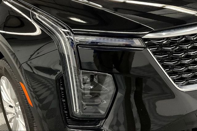 Used 2024 Cadillac XT4 Luxury image 33