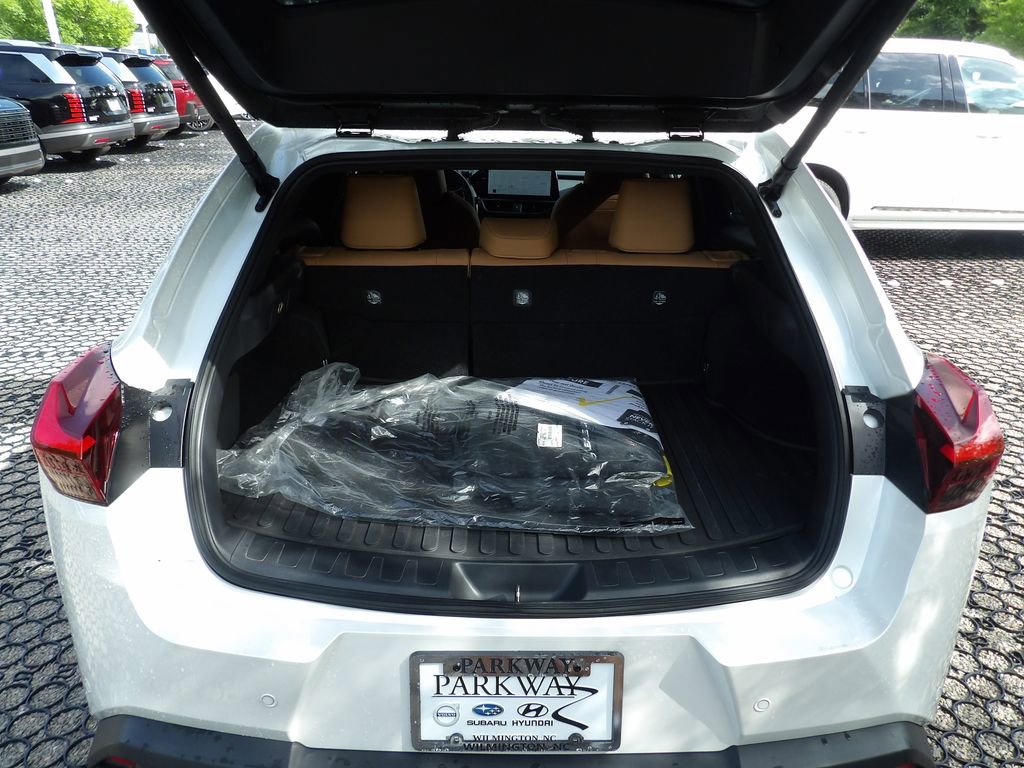 Used 2025 Lexus UX 300h AWD w/ Accessory Package (Z1) image 25