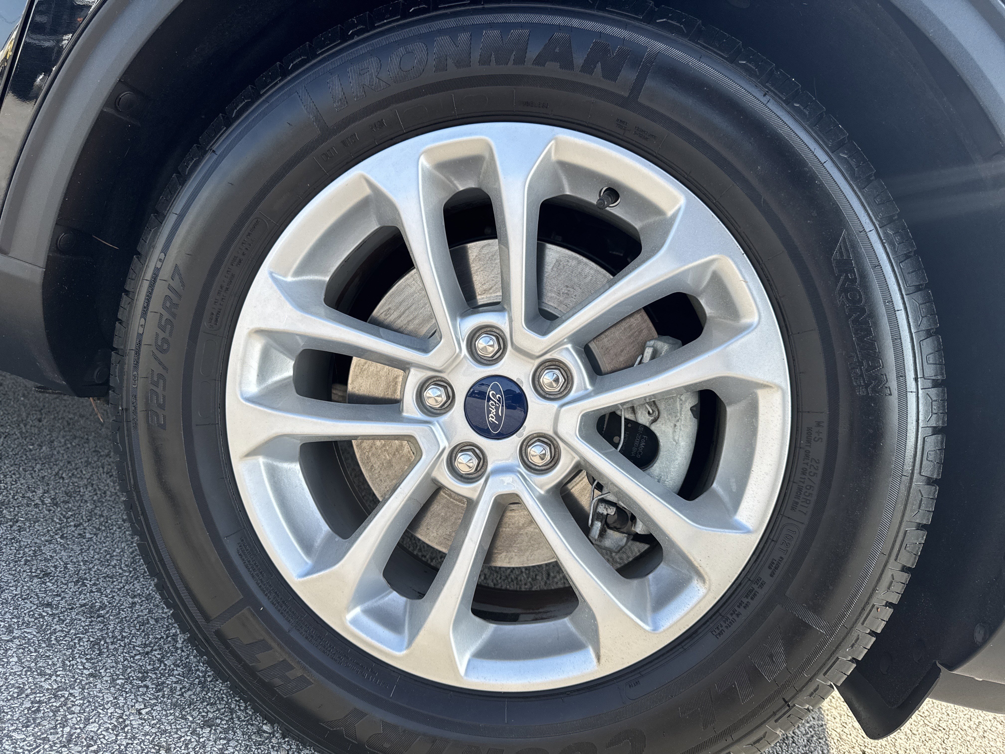 Used 2022 Ford Escape SE image 19