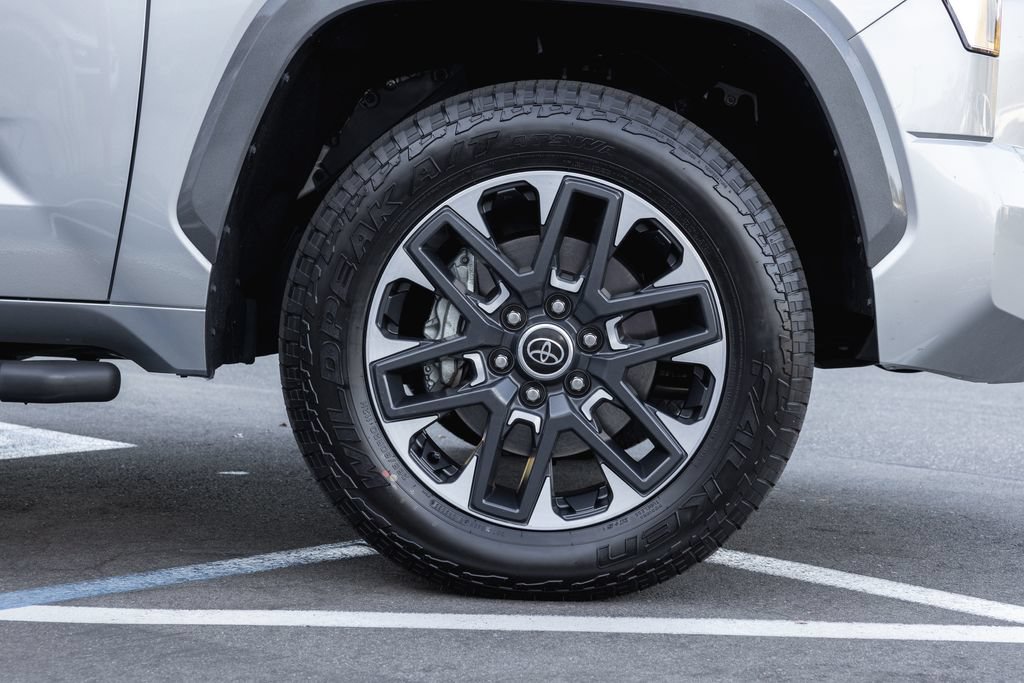 Used 2023 Toyota Tundra Limited RWD image 4