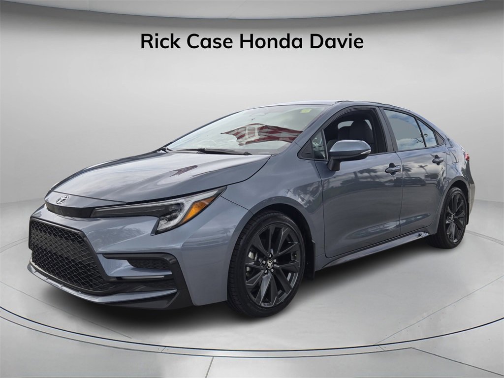 Used 2024 Toyota Corolla SE image 9