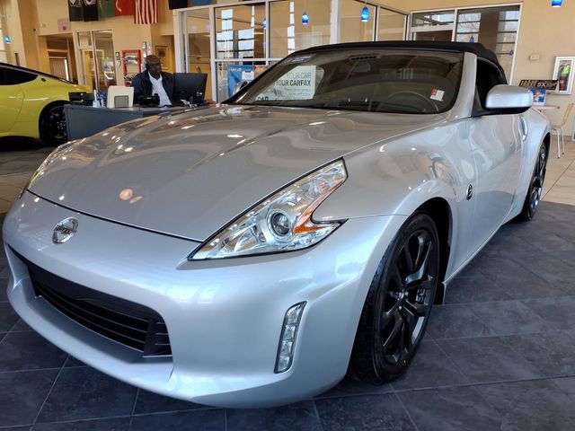 Certified 2017 Nissan 370Z Base 2D Convertible image 15