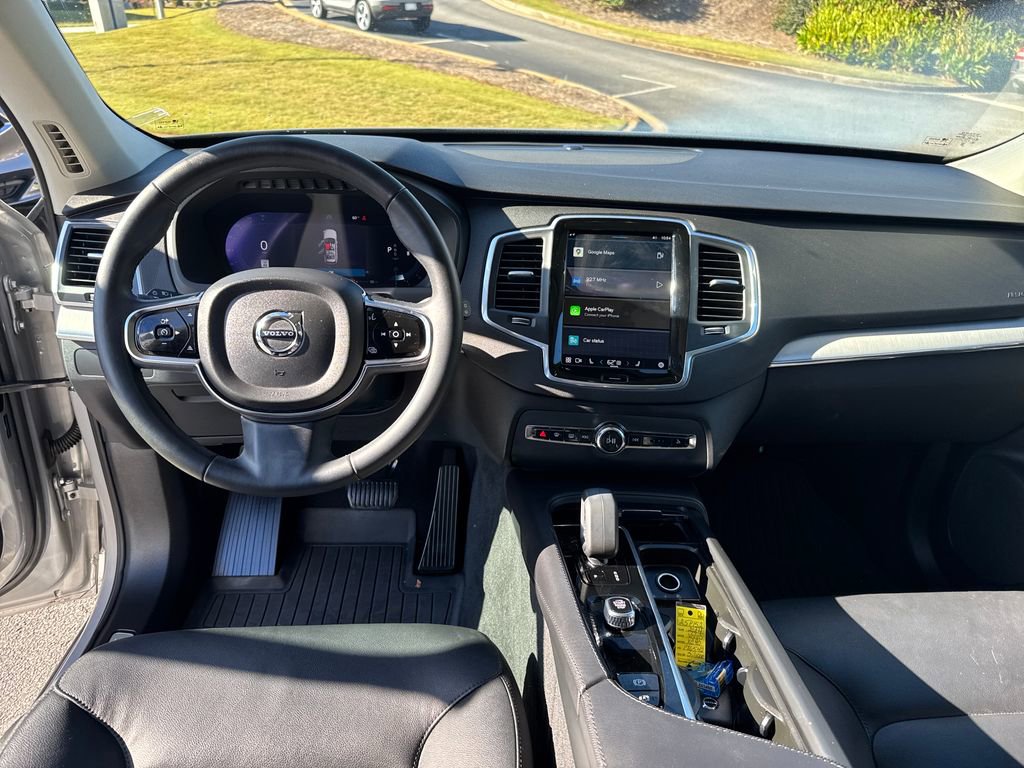 Used 2024 Volvo XC90 B5 Core w/ Protection Package Premier image 15