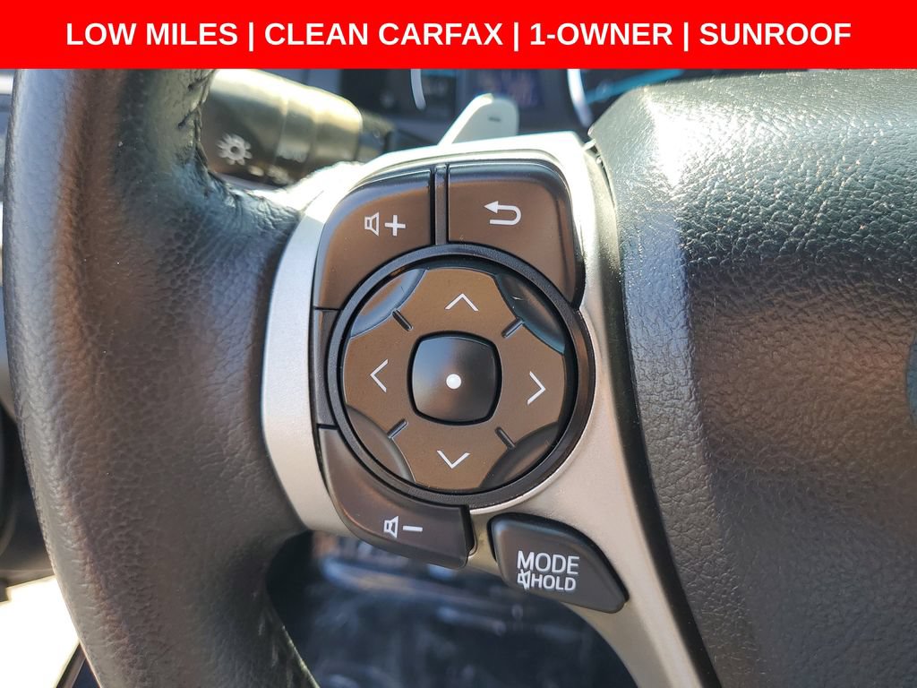 Used 2013 Toyota Camry SE w/ Leather Pkg FWD image 25