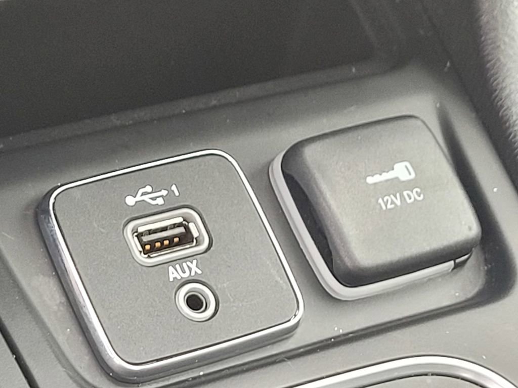 Used 2021 Jeep Cherokee High Altitude image 19