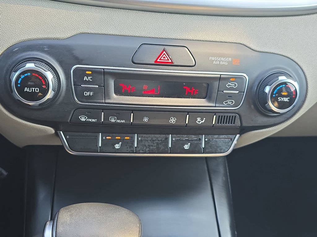 Used 2019 Kia Sorento LX w/ LX Convenience Package image 24