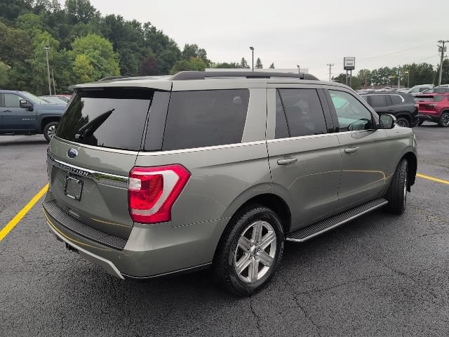 Used 2019 Ford Expedition XLT w/ Equipment Group 202A AWD/4WD image 5