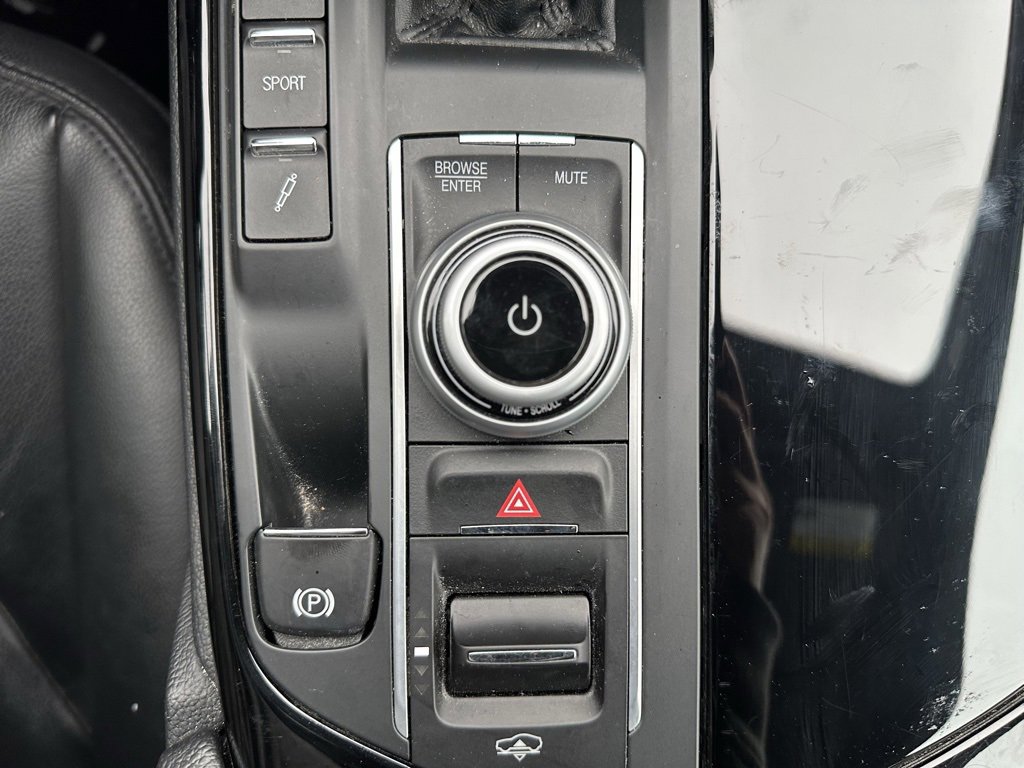 Used 2023 Maserati Levante Modena image 34