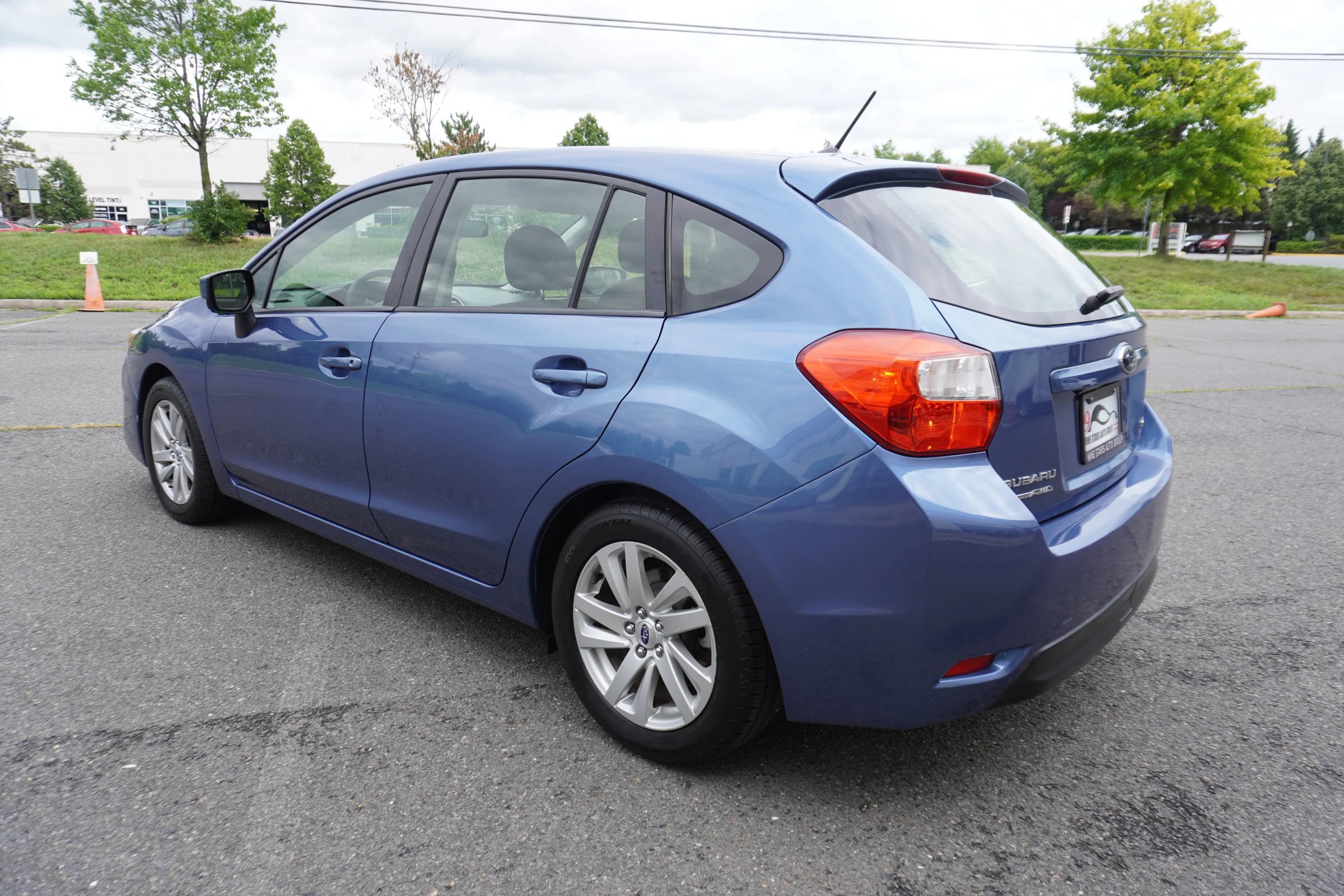 Used 2015 Subaru Impreza 2.0i Premium AWD/4WD image 5