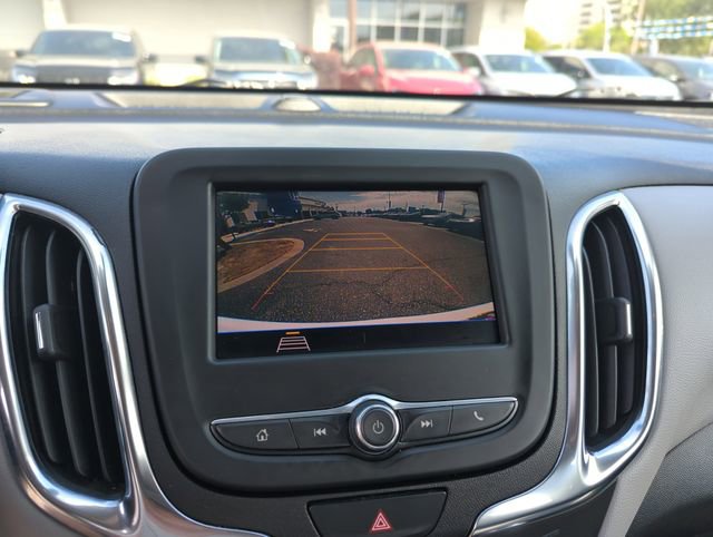 Used 2021 Chevrolet Equinox LS FWD image 24