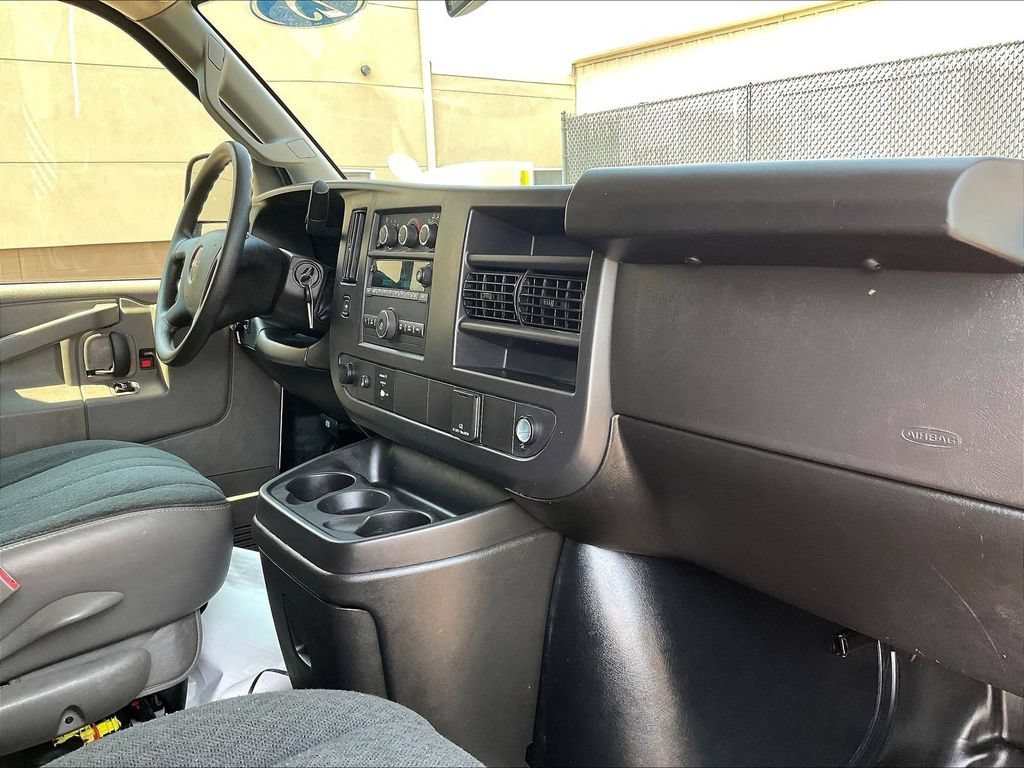 Used 2025 GMC Savana 2500 w/ Driver Convenience Package RWD image 14