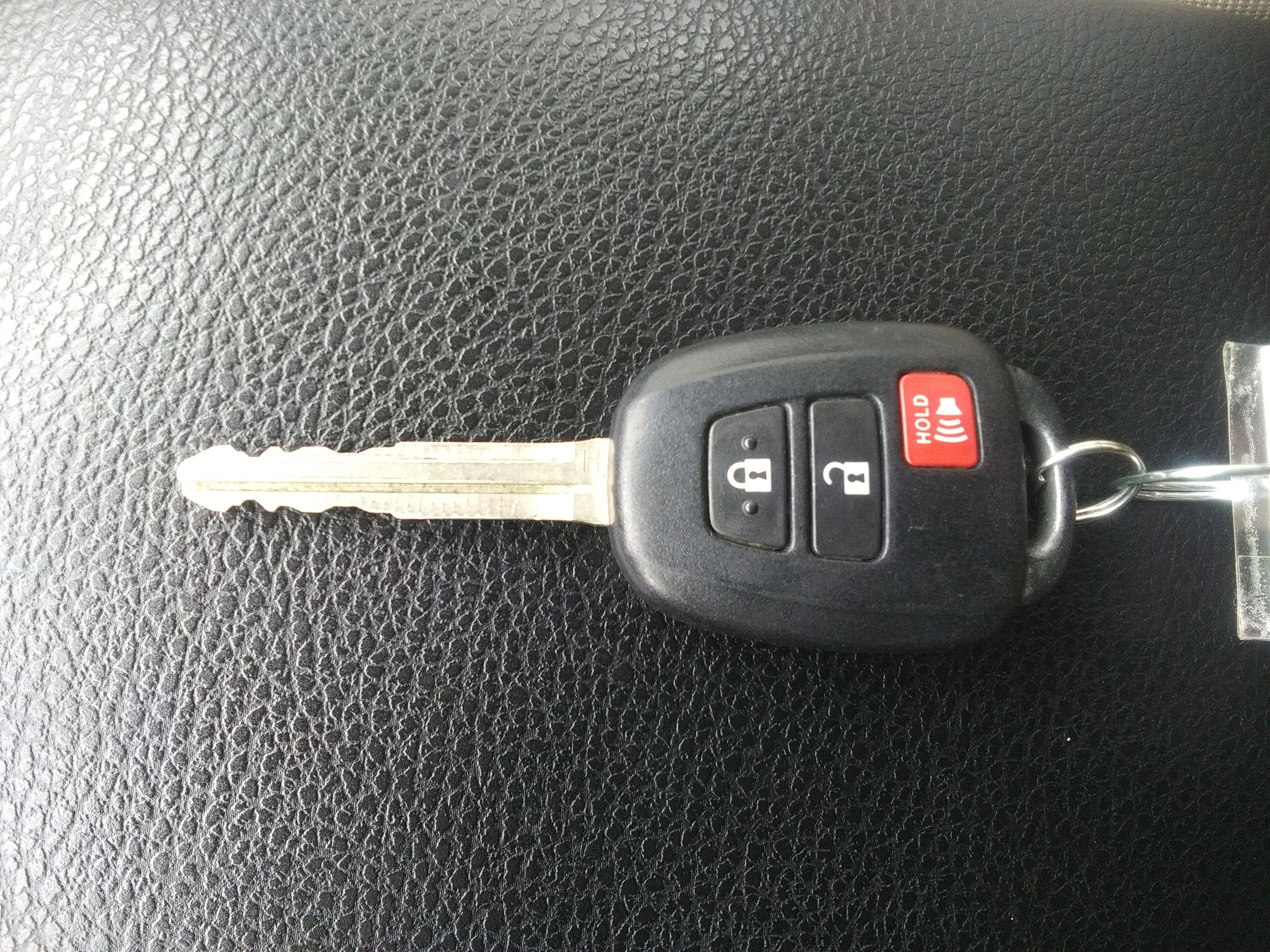 Used 2015 Toyota RAV4 XLE image 23