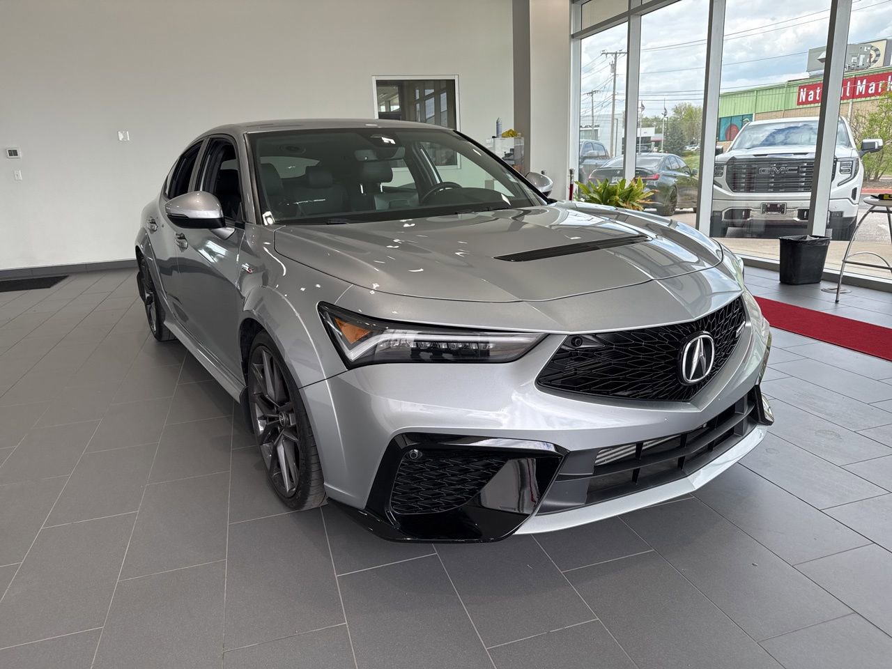Used 2025 Acura Integra Type S FWD image 2
