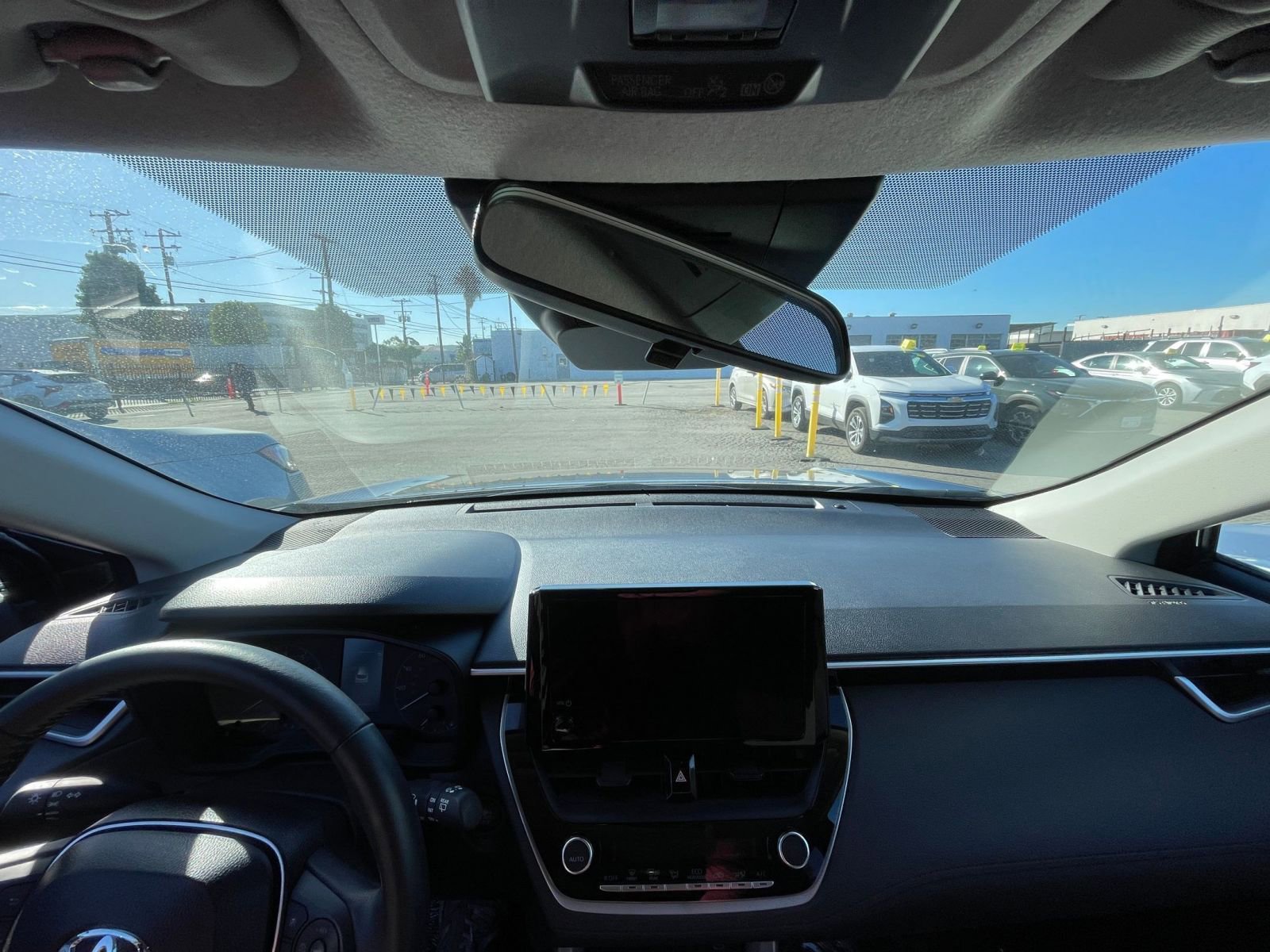 Used 2025 Toyota Corolla Cross LE image 33