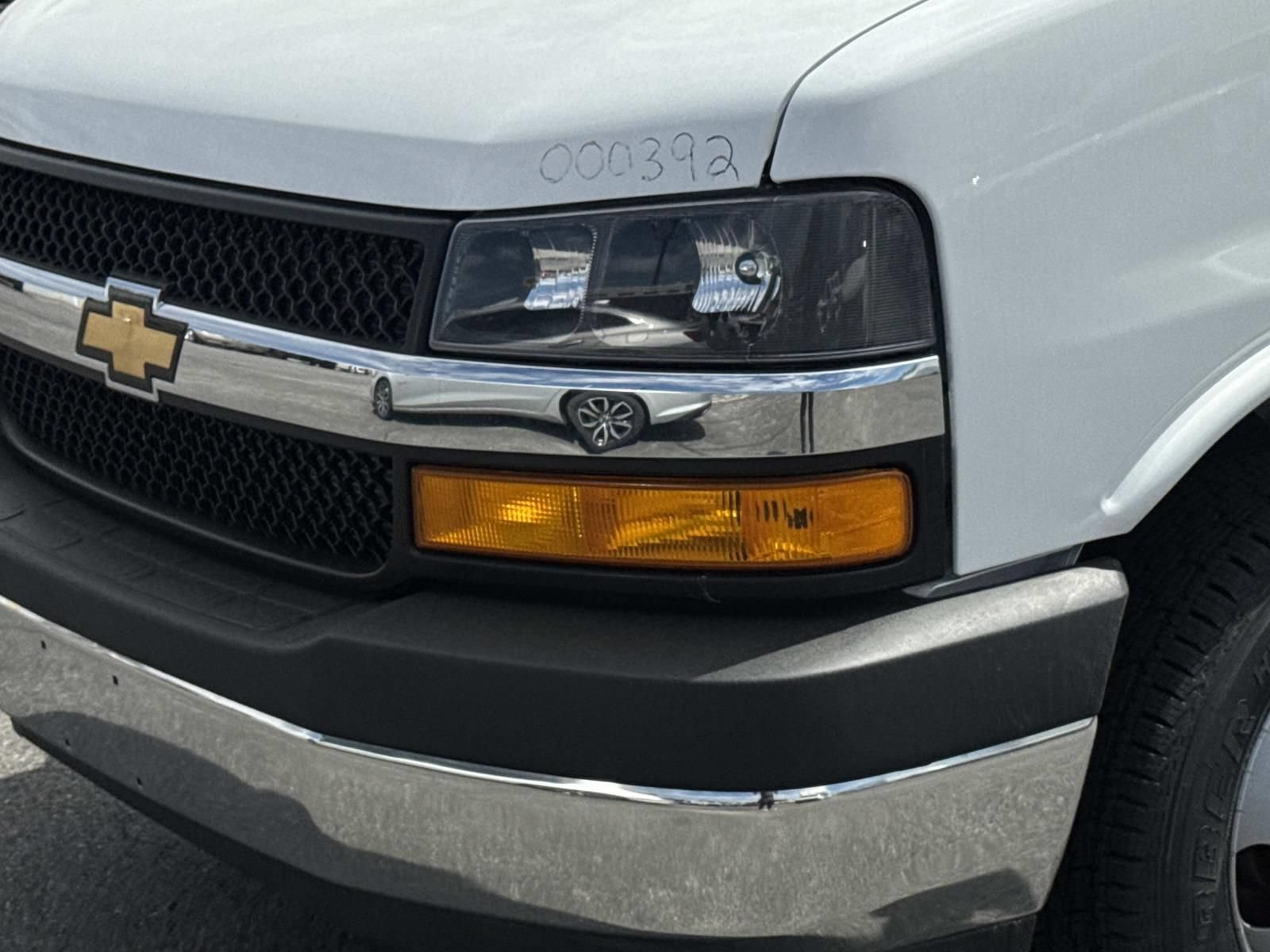 New 2026 Chevrolet Express 3500 w/ Power Convenience Package RWD image 9
