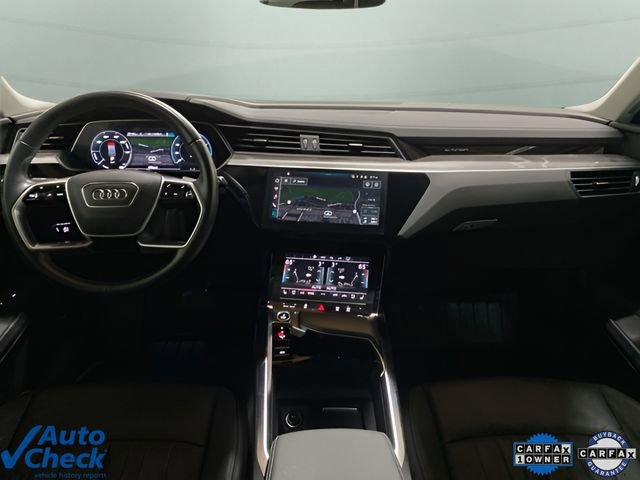 Used 2023 Audi e-tron Premium Plus w/ Premium Plus Package image 17