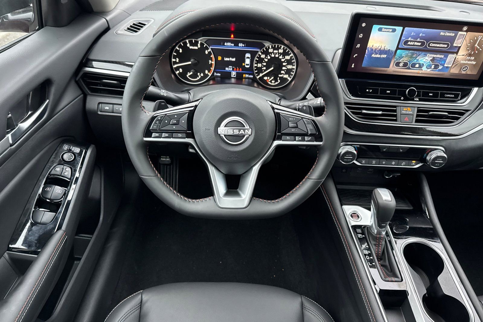 New 2025 Nissan Altima 2.5 SR w/ SR Premium Package image 11